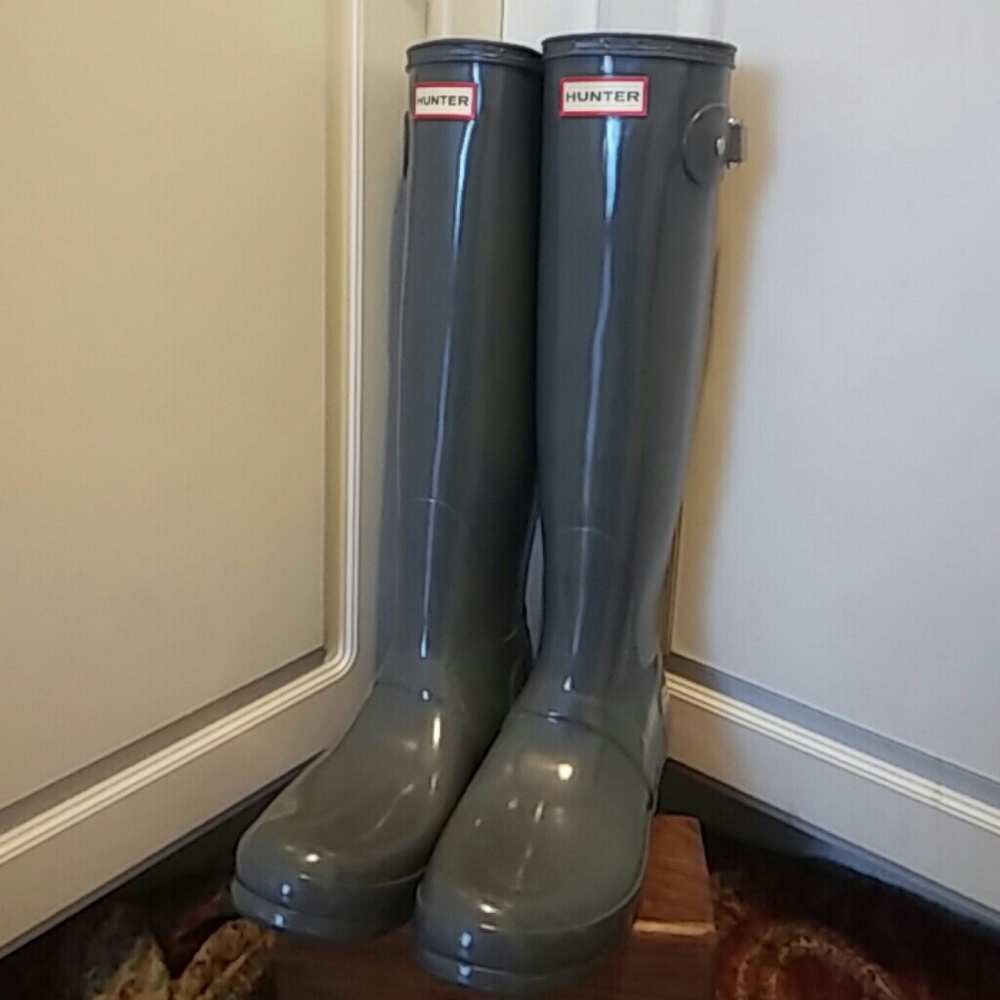 HUNTER rain boots